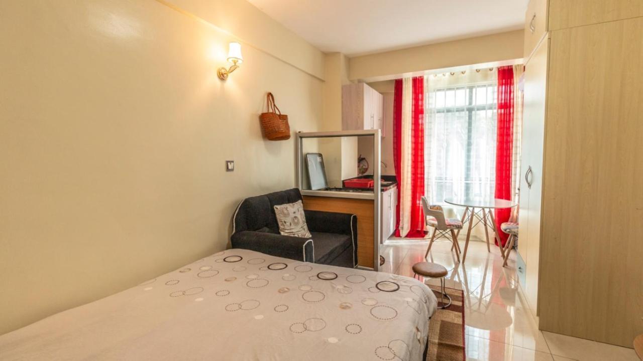 Ruthys Apartment Ναϊρόμπι Εξωτερικό φωτογραφία